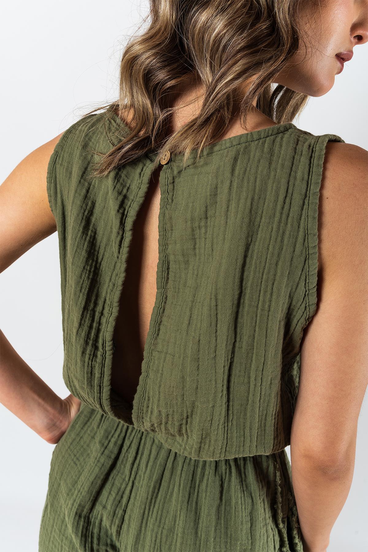 Kyra Müslin Overall mit Rückenausschnitt in Khaki