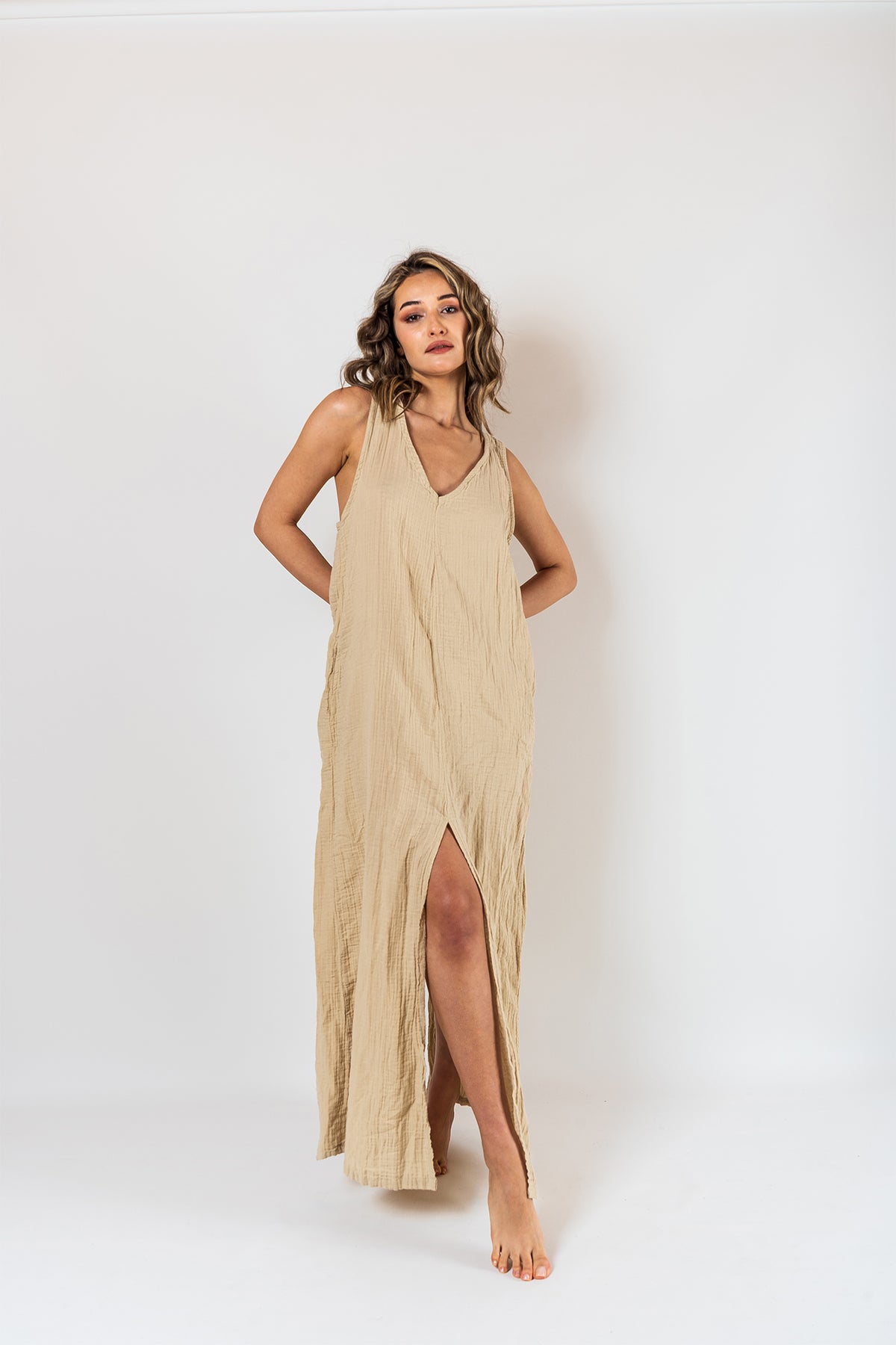 Kyra Muslin-Kleid mit Schlitz  Beige